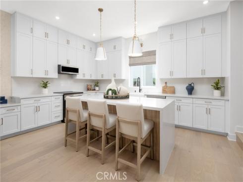 7256  Pointbreak   Drive, Huntington Beach, CA