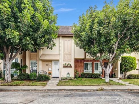 9742 Villa Pacific , Huntington Beach, CA