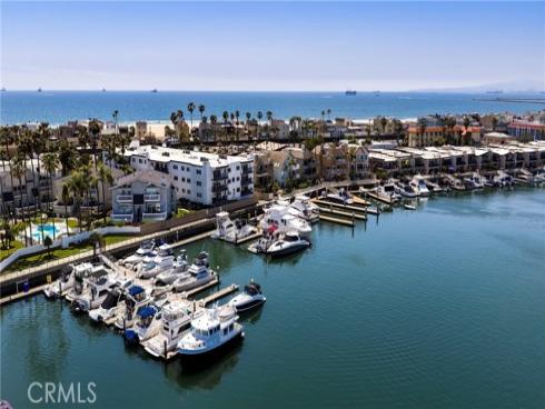 16255  Pacific  203  Circle, Huntington Beach, CA