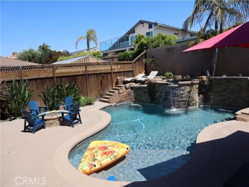 17132 Edgewater Lane , Huntington Beach, CA