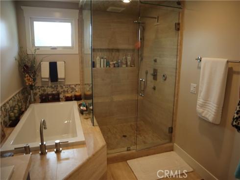 17132 Edgewater Lane , Huntington Beach, CA