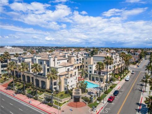 200 Pacific Coast M-9 , Huntington Beach, CA