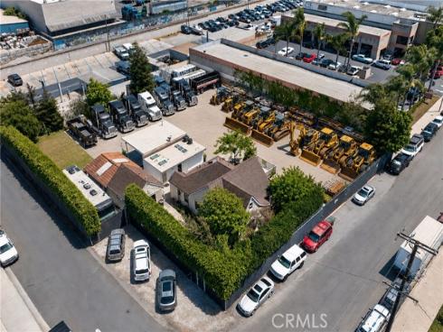 17066  Palmdale  , Huntington Beach, CA