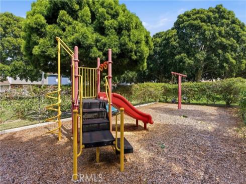 8141 Pennington Drive, Huntington Beach, CA