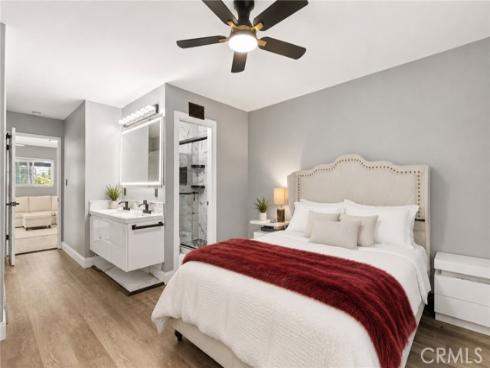 16842  Lucia  , Huntington Beach, CA
