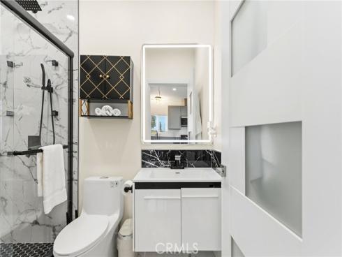 16842  Lucia  , Huntington Beach, CA