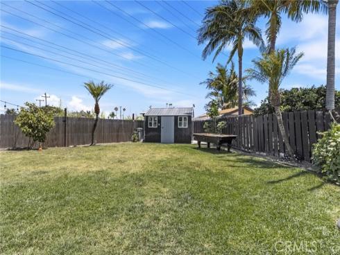 16842  Lucia  , Huntington Beach, CA