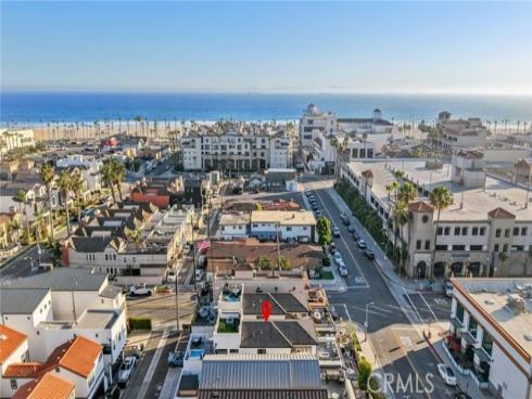 306  3rd   Street, Huntington Beach, CA
