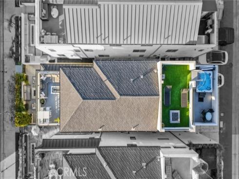 306  3rd   Street, Huntington Beach, CA