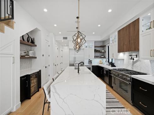 306  3rd   Street, Huntington Beach, CA
