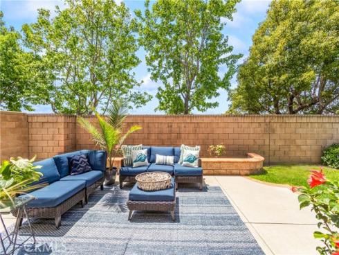 20851 Cabrillo Lane, Huntington Beach, CA