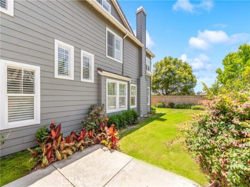 20851 Cabrillo Lane, Huntington Beach, CA
