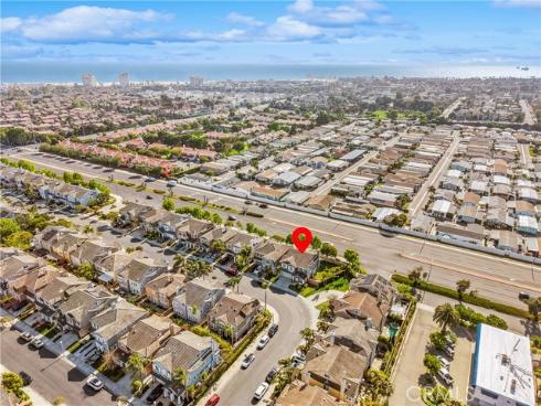 20851 Cabrillo Lane, Huntington Beach, CA