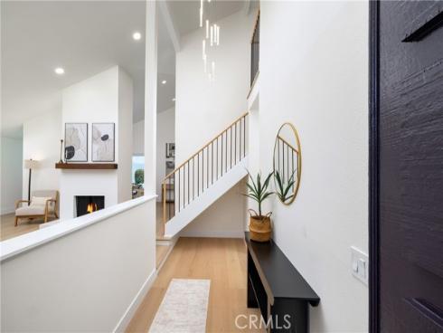3834  Mistral  , Huntington Beach, CA