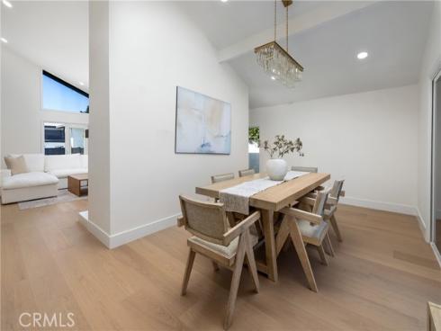 3834  Mistral  , Huntington Beach, CA