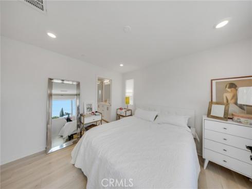 17961  Conch   Lane, Huntington Beach, CA