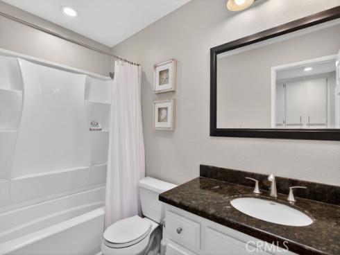 8182 Mainsail 204 , Huntington Beach, CA