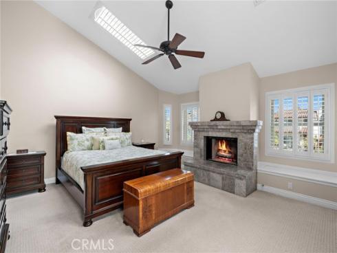 207 Memphis Avenue, Huntington Beach, CA