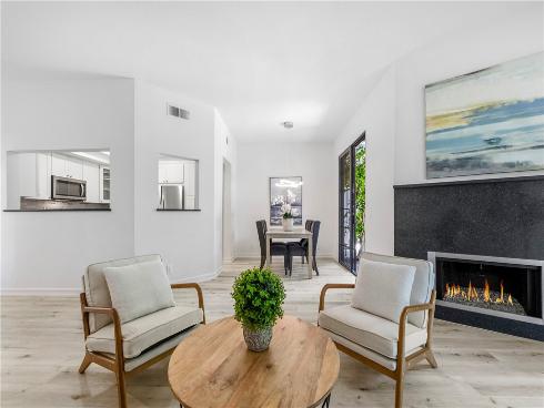 8192 Sandcove Cir 106 , Huntington Beach, CA