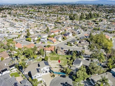 8351  Laura  , Huntington Beach, CA