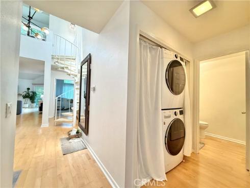 7402 Yellowtail Drive #204 204 Drive, Huntington Beach, CA