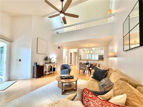 7402 Yellowtail Drive #204 204 Drive, Huntington Beach, CA