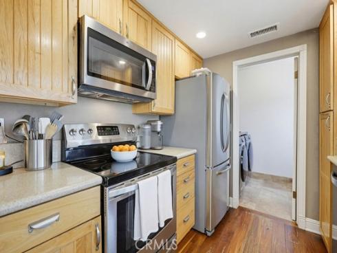 17711 Edwards , Huntington Beach, CA
