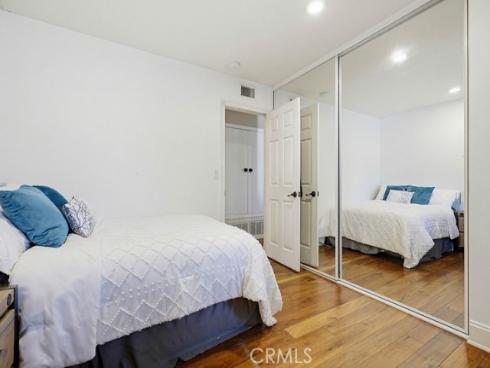 17711 Edwards , Huntington Beach, CA