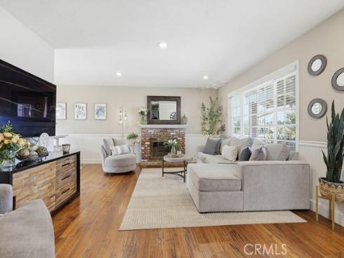 17711 Edwards , Huntington Beach, CA