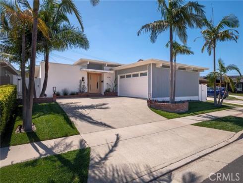 17391  Alta Vista   Circle, Huntington Beach, CA