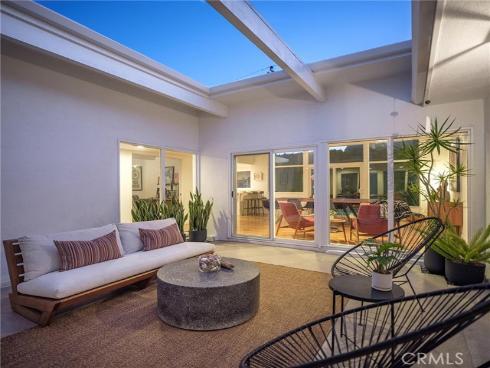 17391 Alta Vista Circle, Huntington Beach, CA
