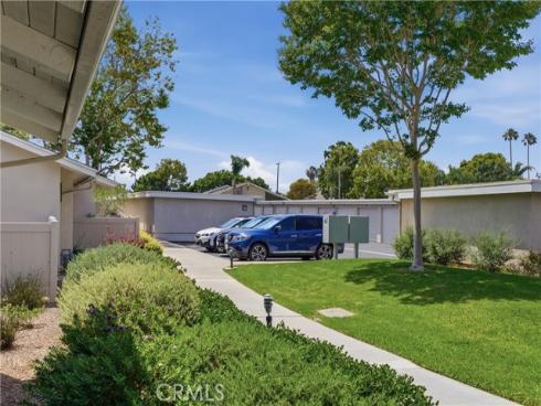 8566  Fallbrook  , Huntington Beach, CA