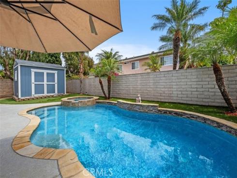 8412 Velvet Circle, Huntington Beach, CA