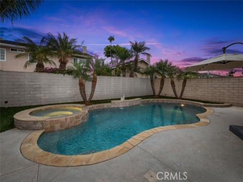 8412 Velvet Circle, Huntington Beach, CA