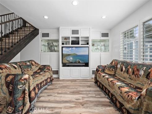 8412 Velvet Circle, Huntington Beach, CA
