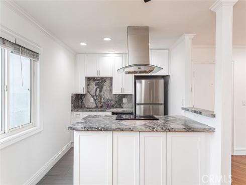 21662 Brookhurst C , Huntington Beach, CA