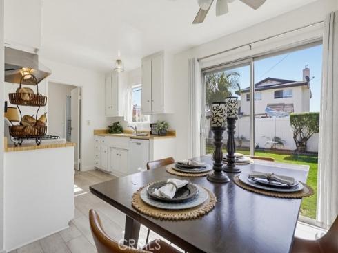 15852 Tullow , Huntington Beach, CA