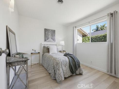 15852 Tullow , Huntington Beach, CA