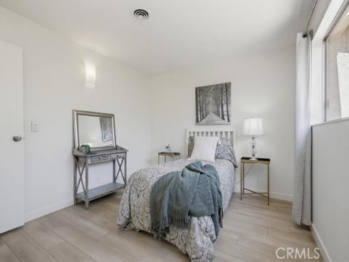 15852 Tullow , Huntington Beach, CA