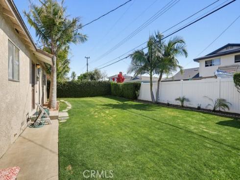 15852 Tullow , Huntington Beach, CA