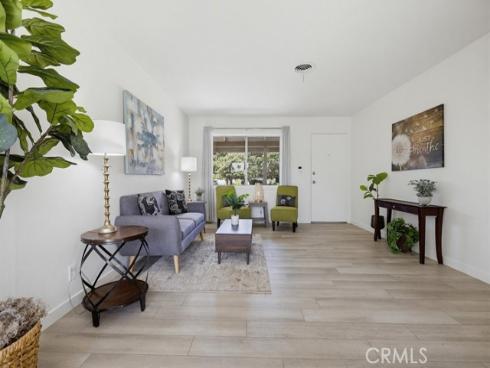 15852 Tullow , Huntington Beach, CA