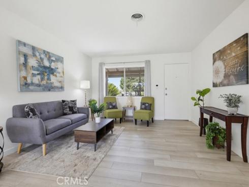 15852 Tullow , Huntington Beach, CA
