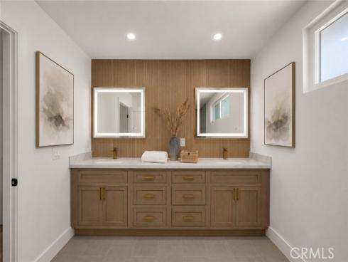 4232 Pierson Drive, Huntington Beach, CA