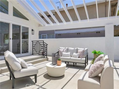 4232 Pierson Drive, Huntington Beach, CA