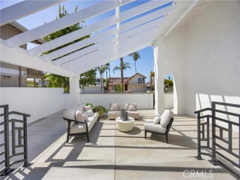 4232 Pierson Drive, Huntington Beach, CA