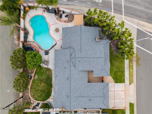 5471 Meadowlark Drive