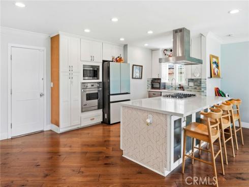 5471 Meadowlark Drive, Huntington Beach, CA