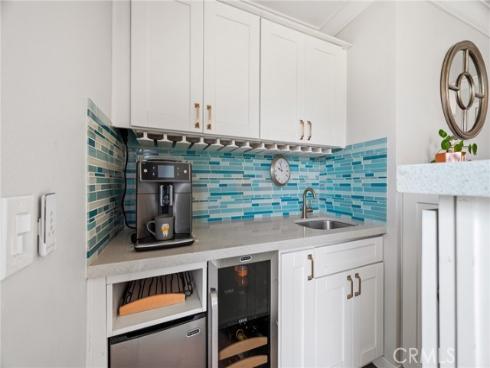 5471 Meadowlark Drive, Huntington Beach, CA