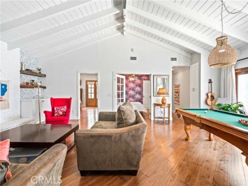 5471 Meadowlark Drive, Huntington Beach, CA