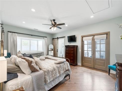 5471 Meadowlark Drive, Huntington Beach, CA